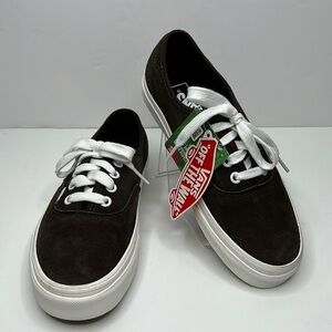 VANS Woman's Old School Skate Shoe Pig Suede Holiday Spice Demitasse Brown Sz 7
